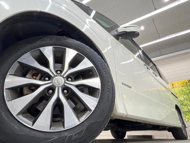 セレナ ハイウェイスター　ＶセレクションＩＩ　両側電動ドア　９型ナビ　後席モニター　全周囲カメラ　プロパイロット　衝突軽減装置　禁煙車　コーナーセンサー　スマートキー　ＬＥＤヘッド　ＥＴＣ　純正１６インチアルミ　車線逸脱警報（12枚目）