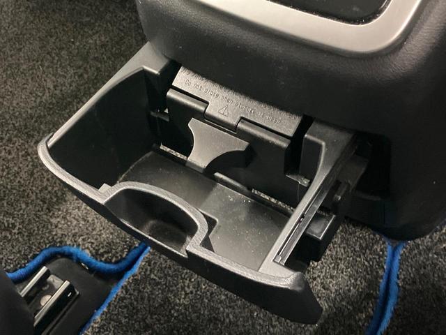 セレナ ハイウェイスター　ＶセレクションＩＩ　両側電動ドア　９型ナビ　後席モニター　全周囲カメラ　プロパイロット　衝突軽減装置　禁煙車　コーナーセンサー　スマートキー　ＬＥＤヘッド　ＥＴＣ　純正１６インチアルミ　車線逸脱警報（41枚目）