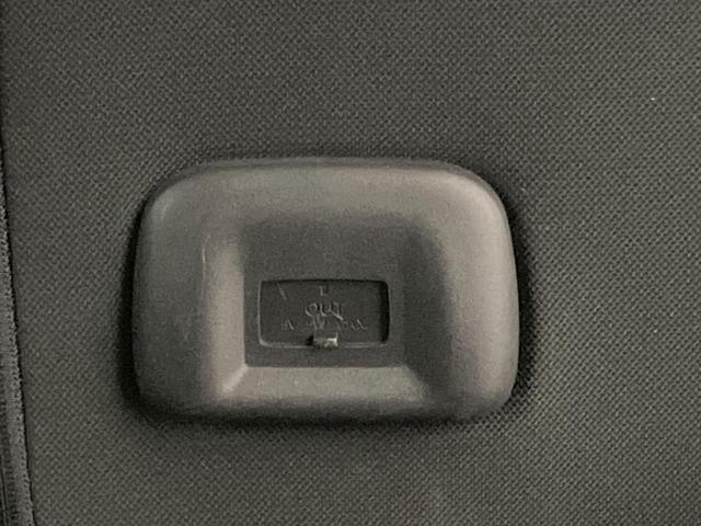 セレナ ハイウェイスター　ＶセレクションＩＩ　両側電動ドア　９型ナビ　後席モニター　全周囲カメラ　プロパイロット　衝突軽減装置　禁煙車　コーナーセンサー　スマートキー　ＬＥＤヘッド　ＥＴＣ　純正１６インチアルミ　車線逸脱警報（49枚目）