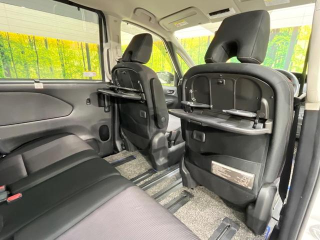 セレナ ハイウェイスター　ＶセレクションＩＩ　両側電動ドア　９型ナビ　後席モニター　全周囲カメラ　プロパイロット　衝突軽減装置　禁煙車　コーナーセンサー　スマートキー　ＬＥＤヘッド　ＥＴＣ　純正１６インチアルミ　車線逸脱警報（54枚目）