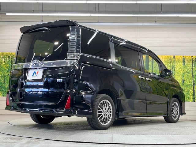 ヴォクシー ハイブリッドZS 煌III 純正10型ナビ 後席モニター 両側電動スライド 衝突軽減装置 ETC ドラレコ シートヒーター LEDヘッド クルコン リアオートエアコン Bluetooth バックカメラ スマートキー(17枚目)