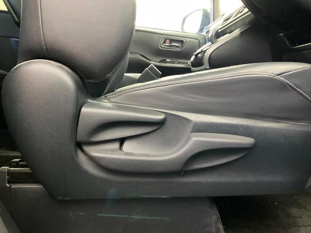 ヴォクシー ハイブリッドZS 煌III 純正10型ナビ 後席モニター 両側電動スライド 衝突軽減装置 ETC ドラレコ シートヒーター LEDヘッド クルコン リアオートエアコン Bluetooth バックカメラ スマートキー(36枚目)