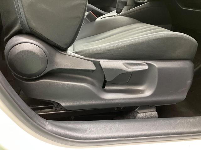 ヤリス ハイブリッドX 純正DA BSM 全周囲カメラ 衝突軽減 レーダークルーズ 禁煙車 コーナーセンサー スマートキー ビルトインETC オートハイビーム オートライト オートエアコン(37枚目)