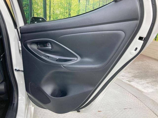 ヤリス ハイブリッドX 純正DA BSM 全周囲カメラ 衝突軽減 レーダークルーズ 禁煙車 コーナーセンサー スマートキー ビルトインETC オートハイビーム オートライト オートエアコン(45枚目)