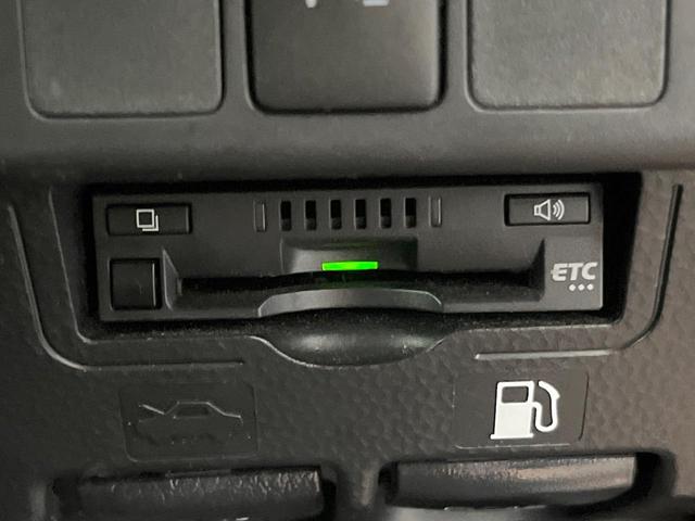 ルーミー カスタムＧ　衝突軽減　純正ナビ　バックカメラ　フリップダウンモニター　ＥＴＣ　ドラレコ　ＬＥＤヘッドライト　ＬＥＤフォグランプ　シートヒーター　ステアリングスイッチ　スマートキー　レーダークルーズ（38枚目）