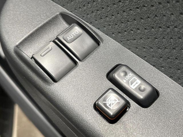 ハイエースバン ロングスーパーＧＬ　両側電動スライド　ディスプレイオーディオ　デジタルミラー　ＥＴＣ　ドラレコ　ＬＥＤヘッド　バックカメラ　Ｂｌｕｅｔｏｏｔｈ　スマートキー　プッシュスタート　オートエアコン　プライバシーガラス（37枚目）