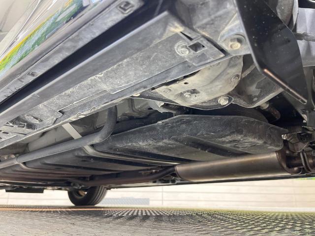 ヴォクシー ハイブリッドＺＳ　煌ＩＩＩ　純正９インチＳＤナビ　両側電動ドア　バックカメラ　衝突被害軽減装置　禁煙車　ハーフレザーシート　ドラレコ　コーナーセンサー　スマートキー　ＬＥＤヘッド　ビルトインＥＴＣ　クルコン　純正１６インチアルミ（64枚目）