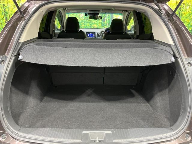 ヴェゼル ハイブリッドＺ・ホンダセンシング　純正８型ナビ　バックカメラ　衝突被害軽減システム　禁煙車　ハーフレザーシート　ドラレコ　コーナーセンサー　スマートキー　ＬＥＤヘッド　ビルトインＥＴＣ　純正１７インチアルミ　車線逸脱警報（34枚目）