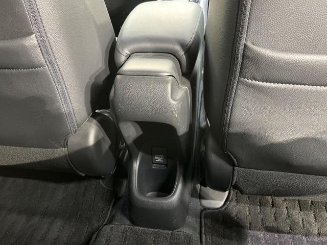 ヴェゼル ハイブリッドＺ・ホンダセンシング　純正８型ナビ　バックカメラ　衝突被害軽減システム　禁煙車　ハーフレザーシート　ドラレコ　コーナーセンサー　スマートキー　ＬＥＤヘッド　ビルトインＥＴＣ　純正１７インチアルミ　車線逸脱警報（40枚目）