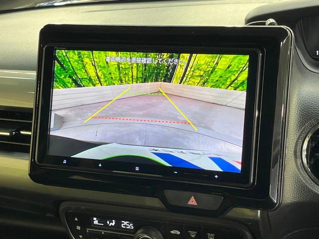 Ｎ－ＢＯＸカスタム Ｌターボ　スタイル＋ブラック　９型ナビ　バックカメラ　禁煙車　衝突被害軽減装置　両側電動ドア　ターボ　スマートキー＆プッシュスタート　横滑り防止装置　電動格納ミラー　ＬＥＤヘッドライト　シートヒーター（4枚目）