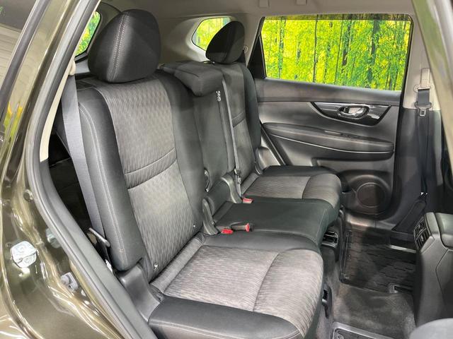 エクストレイル ２０Ｘ　純正９型ナビ　全周囲カメラ　後席モニター　禁煙車　電動リアゲート　ドラレコ　コーナーセンサー　スマートキー　ＬＥＤヘッド　ビルトインＥＴＣ　純正１８インチアルミ　オートライト（9枚目）