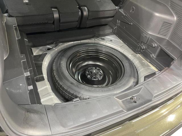 エクストレイル ２０Ｘ　純正９型ナビ　全周囲カメラ　後席モニター　禁煙車　電動リアゲート　ドラレコ　コーナーセンサー　スマートキー　ＬＥＤヘッド　ビルトインＥＴＣ　純正１８インチアルミ　オートライト（62枚目）