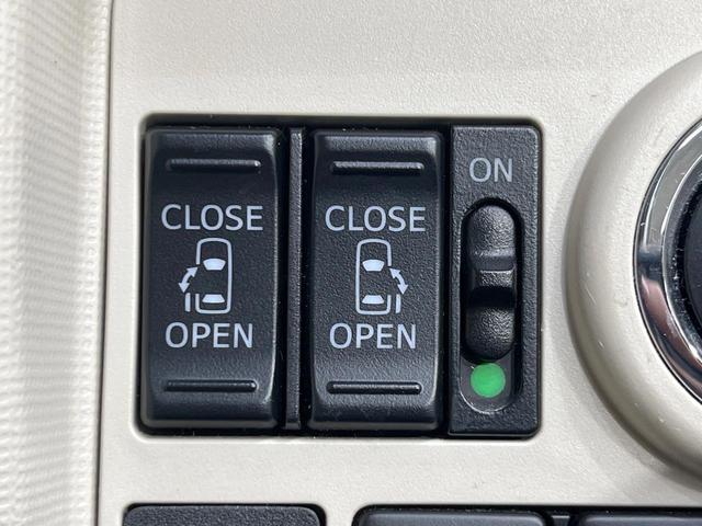 ムーヴキャンバス Xメイクアップリミテッド SAIII SDナビ 両側電動ドア 全周囲カメラ 衝突被害軽減システム 禁煙車 ドラレコ コーナーセンサー スマートキー ETC オートハイビーム オートライト オートエアコン Bluetooth CD(5枚目)