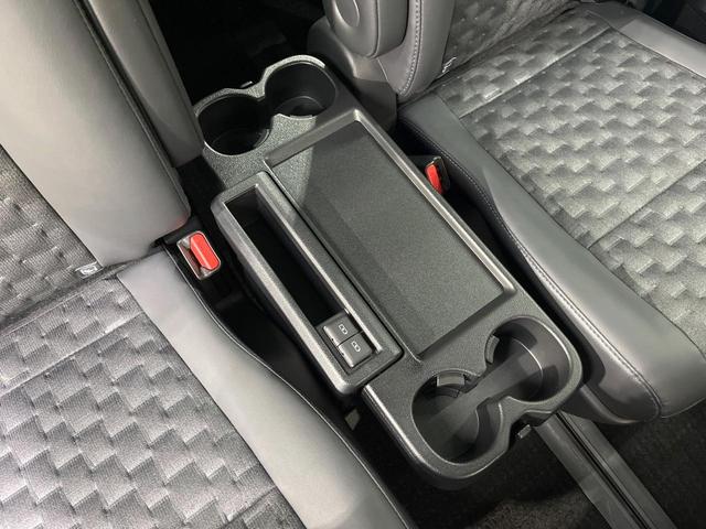 ヴォクシー Ｓ－Ｚ　純正１０型ＤＡ　バックカメラ　禁煙車　両側電動ドア　スマートキー＆プッシュスタート　ＬＥＤヘッドライト　シートヒーター　オートマチックハイビーム　ＥＴＣ（40枚目）
