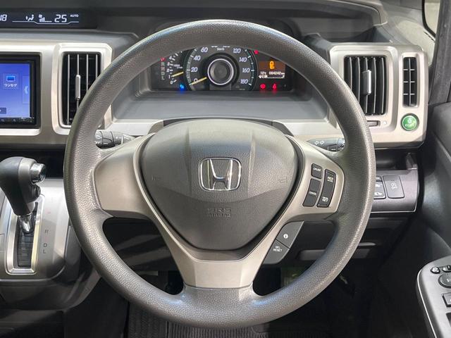 ステップワゴン Ｇ　インターナビＥセレクション　ＳＤナビ　両側電動スライド　ＥＴＣ　バックカメラ　オートエアコン　ＨＩＤヘッド　クルーズコントロール　スマートキー　アイドリングストップ　１５インチアルミホイール　シートリフター　サンシェード（12枚目）