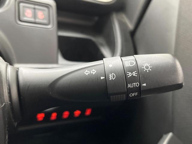 ソリオ ハイブリッドＭＺ　ＳＤナビ　両側電動スライド　衝突軽減装置　クルーズコントロール　ＥＴＣ　バックカメラ　ＨＩＤヘッド　シートヒーター　オートエアコン　スマートキー　プッシュスタート　Ｂｌｕｅｔｏｏｔｈ　フルセグＴＶ（30枚目）