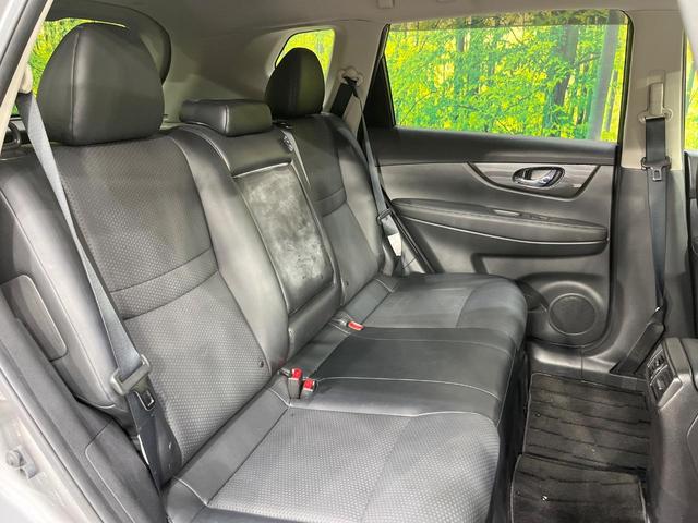 エクストレイル ２０Ｘｉ　ハイブリッド　純正ナビ　全周囲カメラ　衝突被害軽減システム　禁煙車　デジタルミラー　ドラレコ　コーナーセンサー　スマートキー　ビルトインＥＴＣ　クルコン　純正１７インチアルミ　オートハイビーム　車線逸脱警報（9枚目）