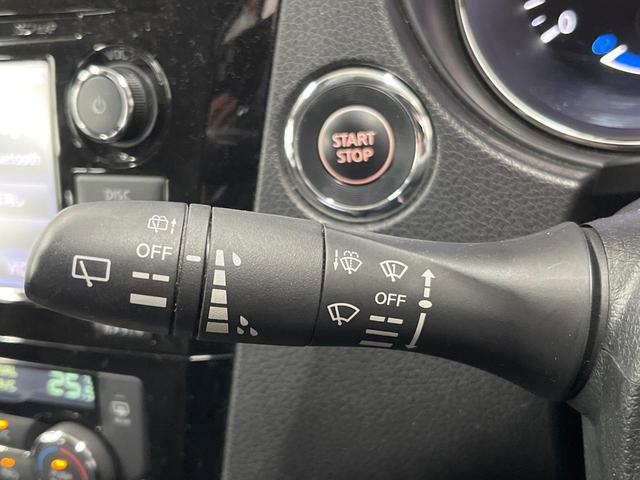 エクストレイル ２０Ｘｉ　ハイブリッド　純正ナビ　全周囲カメラ　衝突被害軽減システム　禁煙車　デジタルミラー　ドラレコ　コーナーセンサー　スマートキー　ビルトインＥＴＣ　クルコン　純正１７インチアルミ　オートハイビーム　車線逸脱警報（50枚目）