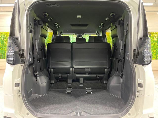 ヴォクシー Ｓ－Ｇ　純正１０型ＤＡ　両側電動ドア　バックカメラ　レーダークルーズ　禁煙車　コーナーセンサー　スマートキー　ＬＥＤヘッド　純正１６インチアルミ　オートハイビーム　車線逸脱警報　オートライト（11枚目）