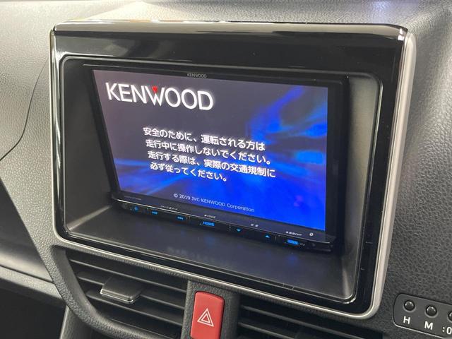 ヴォクシー Ｘ　ＳＤナビ　後席モニター　両側電動ドア　衝突被害軽減システム　禁煙車　ドラレコ　スマートキー　ＬＥＤヘッド　ビルトインＥＴＣ　クルコン　オートハイビーム　オートライト　デュアルエアコン（3枚目）