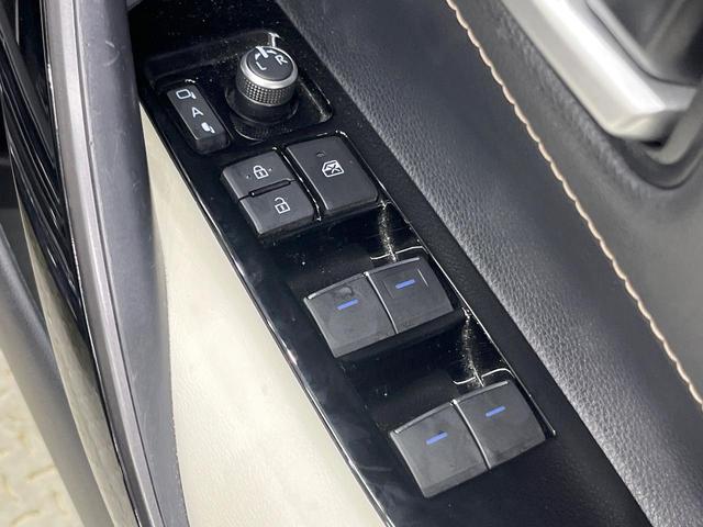 カローラツーリング ハイブリッド　ダブルバイビー　純正９型ＤＡ　衝突軽減装置　ＬＥＤヘッド　レーダークルーズ　ブラインドスポットモニター　ＥＴＣ　ドラレコ　Ｂｌｕｅｔｏｏｔｈ　ステアリングヒーター　シートヒーター　バックカメラ　オートエアコン（37枚目）