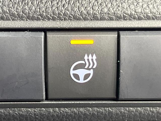 カローラツーリング ハイブリッド　ダブルバイビー　純正９型ＤＡ　衝突軽減装置　ＬＥＤヘッド　レーダークルーズ　ブラインドスポットモニター　ＥＴＣ　ドラレコ　Ｂｌｕｅｔｏｏｔｈ　ステアリングヒーター　シートヒーター　バックカメラ　オートエアコン（38枚目）