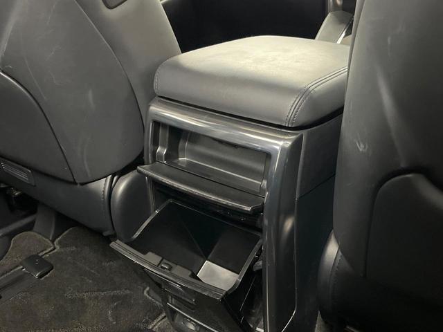 アルファード ２．５Ｓ　Ｃパッケージ　純正９型ＤＡ　サンルーフ　両側電動ドア　バックカメラ　１００Ｖ電源　衝突被害軽減システム　レーダークルーズ　禁煙車　電動リアゲート　前後席パワーシート　ドラレコ　コーナーセンサー　スマートキー（58枚目）