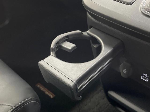 ステップワゴン ｅ：ＨＥＶスパーダ　純正８型ナビ　バックカメラ　両側電動ドア　衝突被害軽減システム　レーダークルーズ　禁煙車　電動リアゲート　ハーフレザーシート　コーナーセンサー　スマートキー　ＬＥＤヘッド　ビルトインＥＴＣ（35枚目）