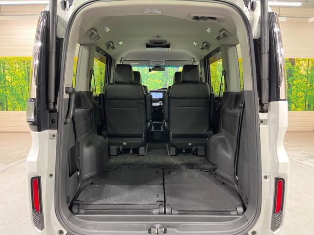 ステップワゴンスパーダ スパーダハイブリッド　Ｇ・ＥＸ　ホンダセンシング　両側電動スライド　純正ナビ　後席モニター　バックカメラ　衝突被害軽減装置　禁煙車　ハーフレザーシート　ドラレコ　コーナーセンサー　スマートキー　ＬＥＤヘッド　ＥＴＣ　Ｂｌｕｅｔｏｏｔｈ再生（11枚目）