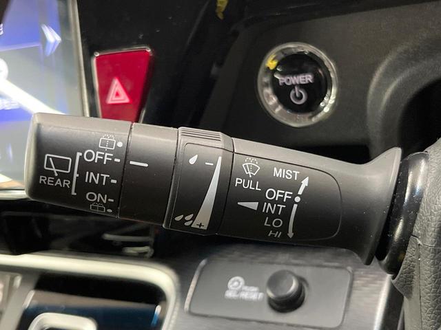 ステップワゴンスパーダ スパーダハイブリッド　Ｇ・ＥＸ　ホンダセンシング　両側電動スライド　純正ナビ　後席モニター　バックカメラ　衝突被害軽減装置　禁煙車　ハーフレザーシート　ドラレコ　コーナーセンサー　スマートキー　ＬＥＤヘッド　ＥＴＣ　Ｂｌｕｅｔｏｏｔｈ再生（32枚目）