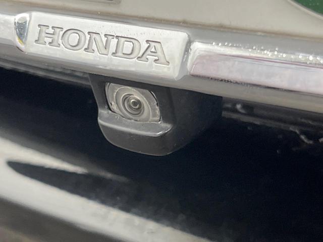 フリードハイブリッド ハイブリッド・ＥＸ　純正８型ナビ　バックカメラ　両側電動ドア　衝突被害軽減システム　レーダークルーズ　禁煙車　ハーフレザーシート　ドラレコ　コーナーセンサー　スマートキー　ＬＥＤヘッド　ビルトインＥＴＣ（24枚目）