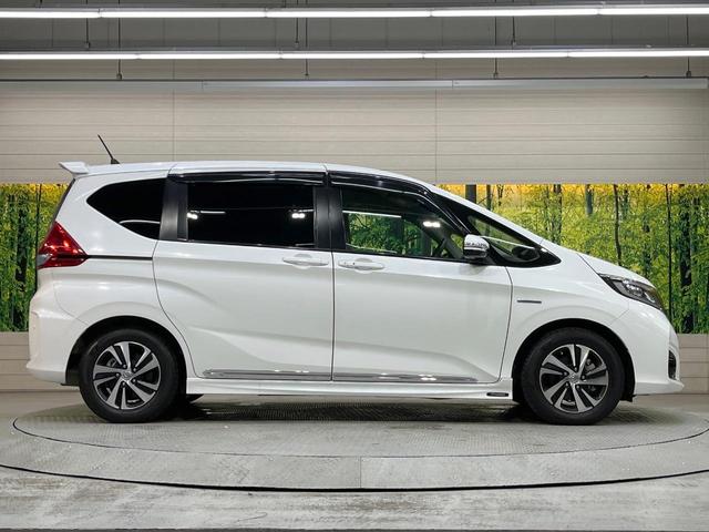 フリードハイブリッド ハイブリッド・ＥＸ　純正８型ナビ　バックカメラ　両側電動ドア　衝突被害軽減システム　レーダークルーズ　禁煙車　ハーフレザーシート　ドラレコ　コーナーセンサー　スマートキー　ＬＥＤヘッド　ビルトインＥＴＣ（64枚目）