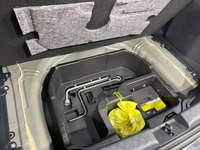 アクア Ｓスタイルブラック　９型ナビ　バックカメラ　衝突被害軽減装置　禁煙車　ドラレコ　スマートキー　ＬＥＤヘッド　ＥＴＣ　オートハイビーム　車線逸脱警報　オートライト　オートエアコン　Ｂｌｕｅｔｏｏｔｈ　ＣＤ　ＤＶＤ再生（54枚目）