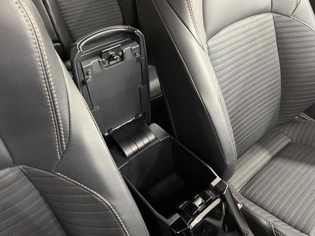 カローラツーリング ハイブリッド　ダブルバイビー　純正１０型ナビ　バックカメラ　衝突被害軽減システム　レーダークルーズ　禁煙車　ハーフレザーシート　ドラレコ　コーナーセンサー　スマートキー　ＬＥＤヘッド　ＥＴＣ２．０　純正１７インチアルミ（43枚目）