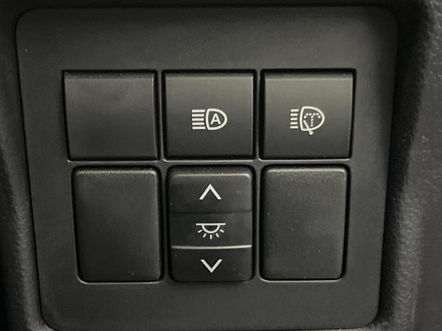 ランドクルーザープラド ＴＸ　Ｌパッケージ　マットブラックエディション　メーカーナビ　全周囲カメラ　衝突被害軽減システム　レーダークルーズ　禁煙車　レザーシート　前席シートエアコン　ドラレコ　コーナーセンサー　スマートキー　ＬＥＤヘッド　ＥＴＣ２．０　純正１８インチアルミ（42枚目）