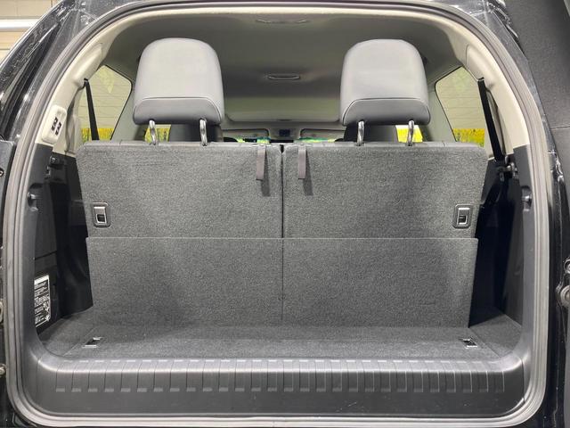 ランドクルーザープラド ＴＸ　Ｌパッケージ　マットブラックエディション　メーカーナビ　全周囲カメラ　衝突被害軽減システム　レーダークルーズ　禁煙車　レザーシート　前席シートエアコン　ドラレコ　コーナーセンサー　スマートキー　ＬＥＤヘッド　ＥＴＣ２．０　純正１８インチアルミ（60枚目）