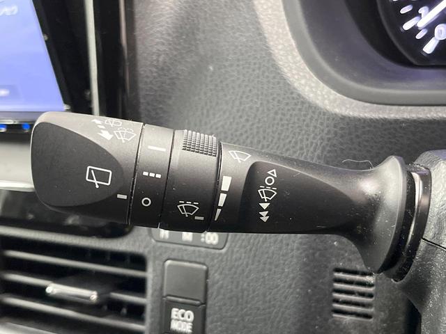 エスクァイア Ｇｉ　ＳＤナビ　バックカメラ　両側電動ドア　衝突被害軽減システム　禁煙車　ハーフレザーシート　ドラレコ　スマートキー　ＬＥＤヘッド　ＥＴＣ　クルコン　純正１５インチアルミ　オートハイビーム　車線逸脱警報（33枚目）