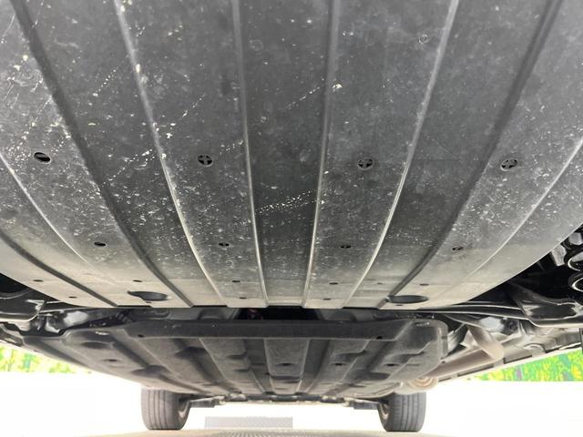 ヴェゼル ハイブリッドZ・ホンダセンシング 純正ナビ バックカメラ 衝突被害軽減装置 レーダークルーズ 禁煙車 レザーシート シートヒーター ドラレコ スマートキー LEDヘッド ETC 純正AW オートハイビーム オートエアコン オートライト(19枚目)