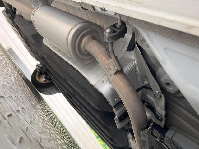 ヴェゼル ハイブリッドZ・ホンダセンシング 純正ナビ バックカメラ 衝突被害軽減装置 レーダークルーズ 禁煙車 レザーシート シートヒーター ドラレコ スマートキー LEDヘッド ETC 純正AW オートハイビーム オートエアコン オートライト(22枚目)