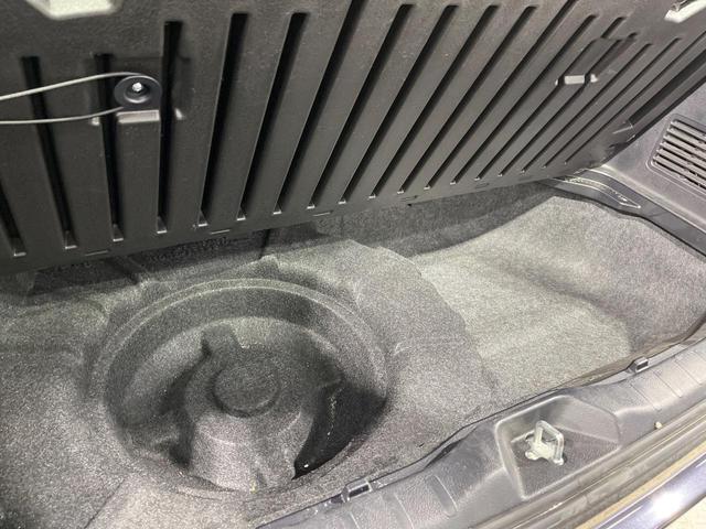 エスクァイア Ｇｉ　ブラックテーラード　純正１０型ナビ　バックカメラ　両側電動ドア　衝突被害軽減システム　禁煙車　レザー調シート　ドラレコ　スマートキー　ＬＥＤヘッド　ビルトインＥＴＣ　クルコン　純正１５インチアルミ　オートハイビーム（52枚目）