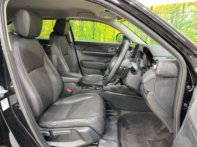 ヴェゼル ｅ：ＨＥＶ　Ｚ　８型ナビ　ドラレコ　ＥＴＣ　Ｂｌｕｅｔｏｏｔｈ　ブラインドスポットモニター　レーダークルーズ　ＬＥＤヘッド　衝突軽減装置　電動リアゲート　バックカメラ　オートエアコン　電動パーキング（8枚目）