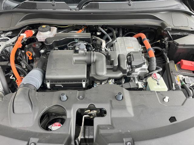 ヴェゼル ｅ：ＨＥＶ　Ｚ　８型ナビ　ドラレコ　ＥＴＣ　Ｂｌｕｅｔｏｏｔｈ　ブラインドスポットモニター　レーダークルーズ　ＬＥＤヘッド　衝突軽減装置　電動リアゲート　バックカメラ　オートエアコン　電動パーキング（18枚目）