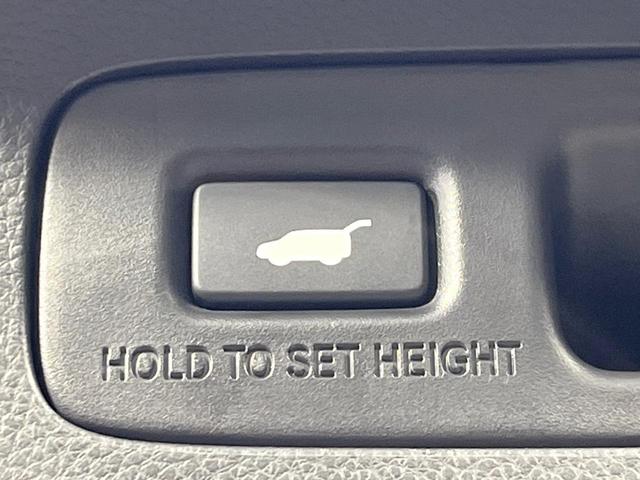 ヴェゼル ｅ：ＨＥＶ　Ｚ　８型ナビ　ドラレコ　ＥＴＣ　Ｂｌｕｅｔｏｏｔｈ　ブラインドスポットモニター　レーダークルーズ　ＬＥＤヘッド　衝突軽減装置　電動リアゲート　バックカメラ　オートエアコン　電動パーキング（41枚目）