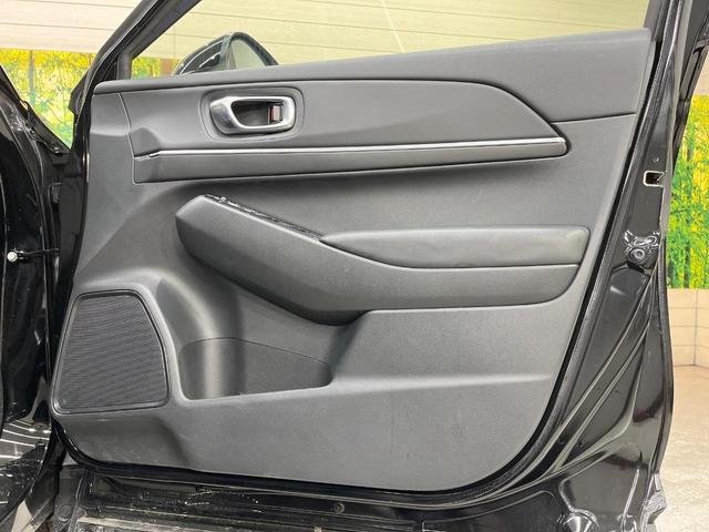 ヴェゼル ｅ：ＨＥＶ　Ｚ　８型ナビ　ドラレコ　ＥＴＣ　Ｂｌｕｅｔｏｏｔｈ　ブラインドスポットモニター　レーダークルーズ　ＬＥＤヘッド　衝突軽減装置　電動リアゲート　バックカメラ　オートエアコン　電動パーキング（46枚目）