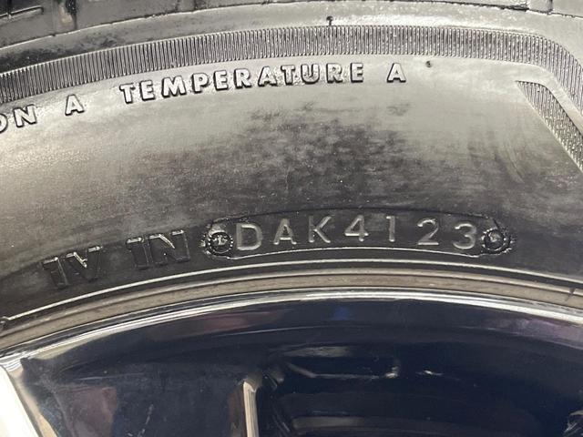 ヴェゼル ｅ：ＨＥＶ　Ｚ　８型ナビ　ドラレコ　ＥＴＣ　Ｂｌｕｅｔｏｏｔｈ　ブラインドスポットモニター　レーダークルーズ　ＬＥＤヘッド　衝突軽減装置　電動リアゲート　バックカメラ　オートエアコン　電動パーキング（53枚目）