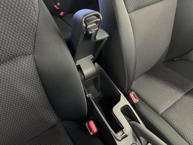 フィット １３Ｇ・Ｌ　ホンダセンシング　純正ナビ　衝突軽減装置　レーダークルーズ　ＥＴＣ　バックカメラ　ＬＥＤヘッド　ドラレコ　オートエアコン　スマートキー　プッシュスタート　シートリフター　電動格納ドアミラー　アイドリングストップ（57枚目）