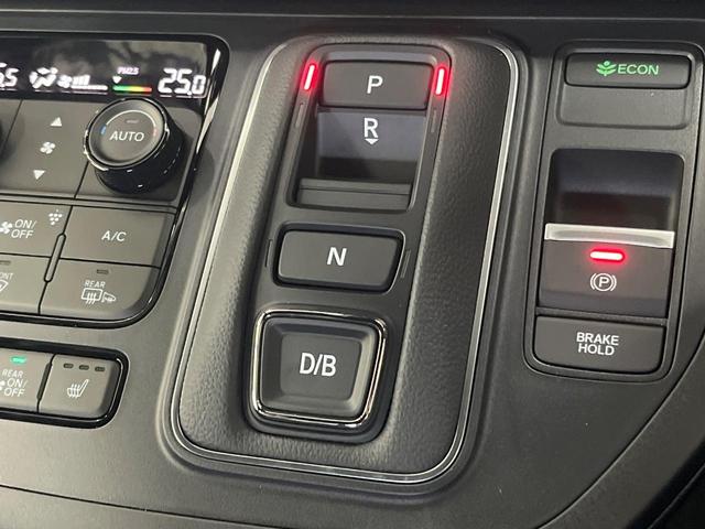 ステップワゴン ｅ：ＨＥＶスパーダ　登録済未使用車　純正１１．４型ナビ　両側電動スライド　レーダークルーズ　ブラインドスポットモニター　衝突軽減装置　ＬＥＤヘッド　Ｂｌｕｅｔｏｏｔｈ　フルセグＴＶ　シートヒーター　電動リアゲート（24枚目）