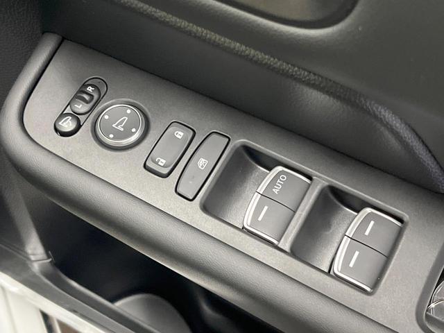 ステップワゴン ｅ：ＨＥＶスパーダ　登録済未使用車　純正１１．４型ナビ　両側電動スライド　レーダークルーズ　ブラインドスポットモニター　衝突軽減装置　ＬＥＤヘッド　Ｂｌｕｅｔｏｏｔｈ　フルセグＴＶ　シートヒーター　電動リアゲート（38枚目）