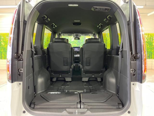 ステップワゴン ｅ：ＨＥＶスパーダ　登録済未使用車　純正１１．４型ナビ　両側電動スライド　レーダークルーズ　ブラインドスポットモニター　衝突軽減装置　ＬＥＤヘッド　Ｂｌｕｅｔｏｏｔｈ　フルセグＴＶ　シートヒーター　電動リアゲート（47枚目）