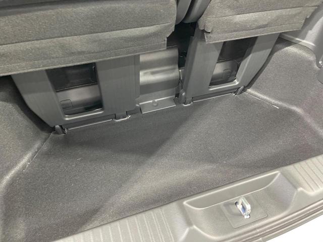 ステップワゴン ｅ：ＨＥＶスパーダ　登録済未使用車　純正１１．４型ナビ　両側電動スライド　レーダークルーズ　ブラインドスポットモニター　衝突軽減装置　ＬＥＤヘッド　Ｂｌｕｅｔｏｏｔｈ　フルセグＴＶ　シートヒーター　電動リアゲート（48枚目）